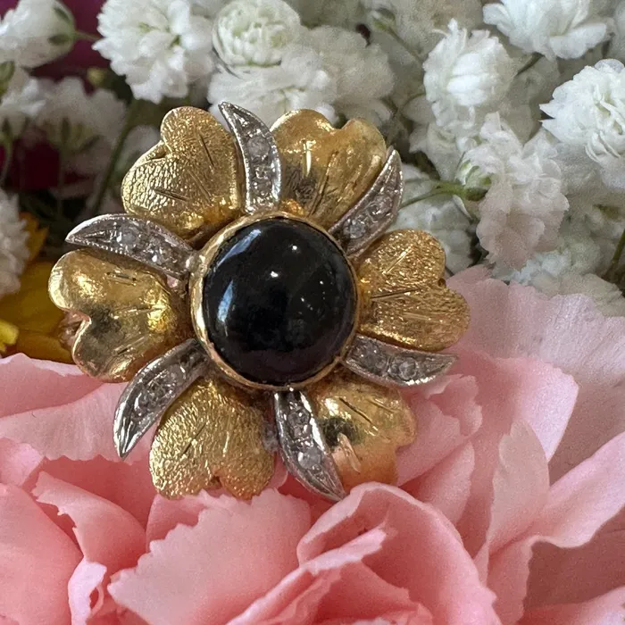 18 Karat Yellow Gold Brown Star Sapphire Ring 20002375 ONeills Estate Jewelry Rings 18 Karat Yellow Gold Brown Star Sapphire Ring 20002375 ONeills Estate Jewelry Rings