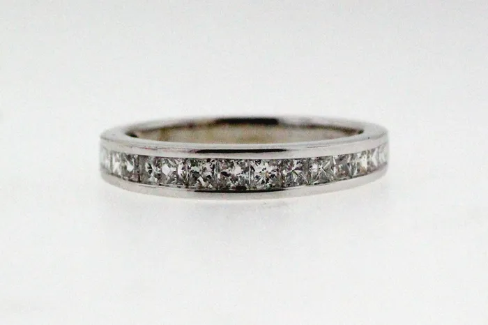 Rings 14KW 100 CTTW DIAMOND PRINCESS CUT BAND GSI2 FULLERS PURCHASE FROM PUBLIC Rings 14KW 100 CTTW DIAMOND PRINCESS CUT BAND GSI2 FULLERS PURCHASE FROM PUBLIC